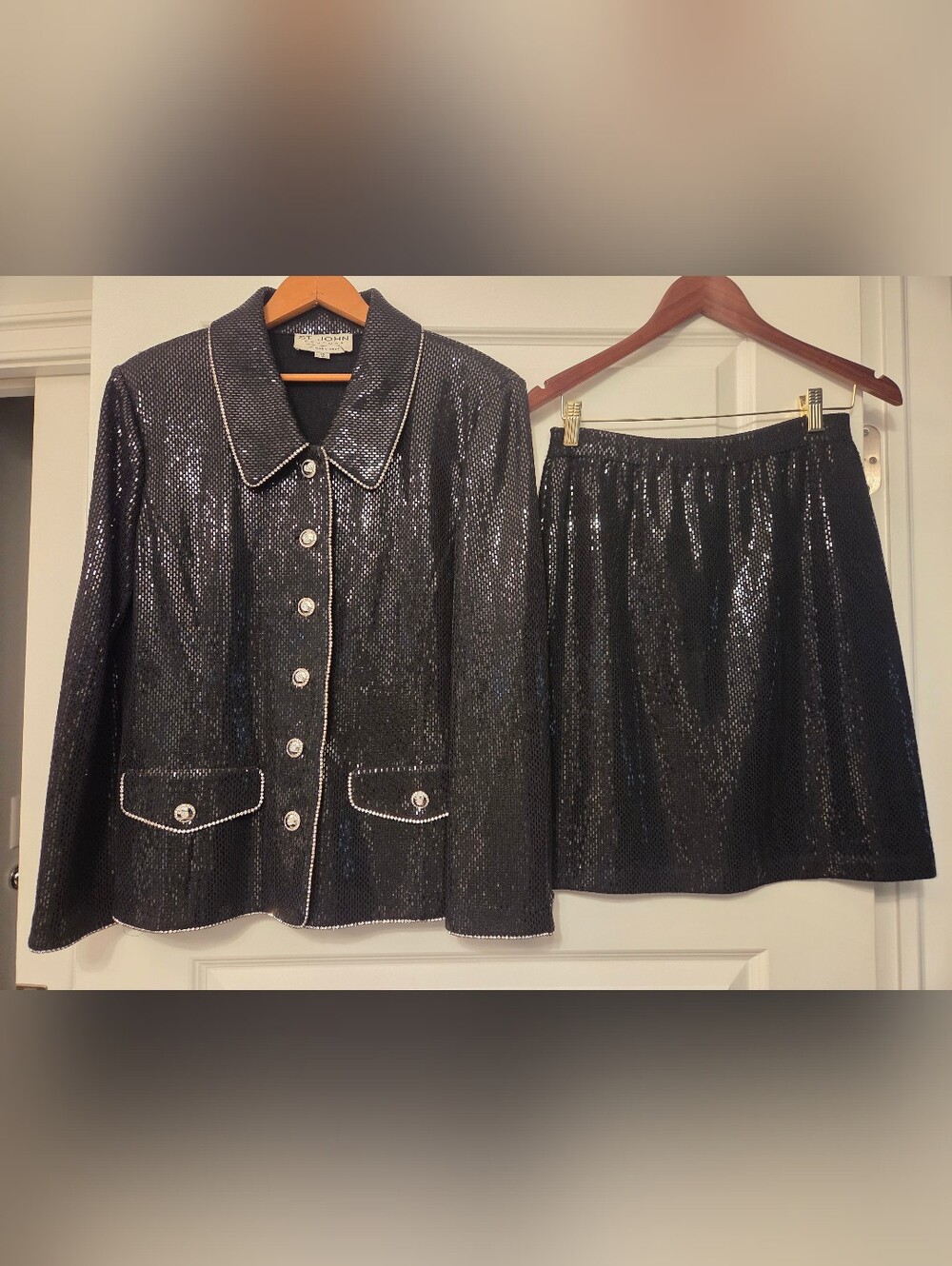 St. John Black Sequin Jacjet And Skirt